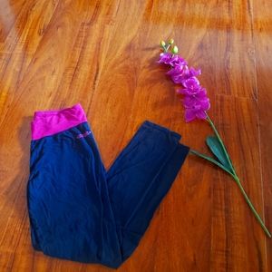 Ladies Converse Black and Magenta Yoga Pants